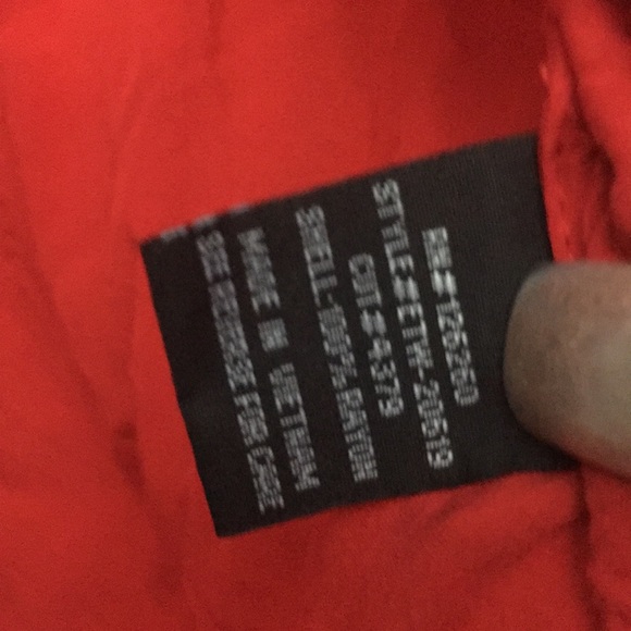 Velvet Heart Red button down Shirt - Picture 5 of 8